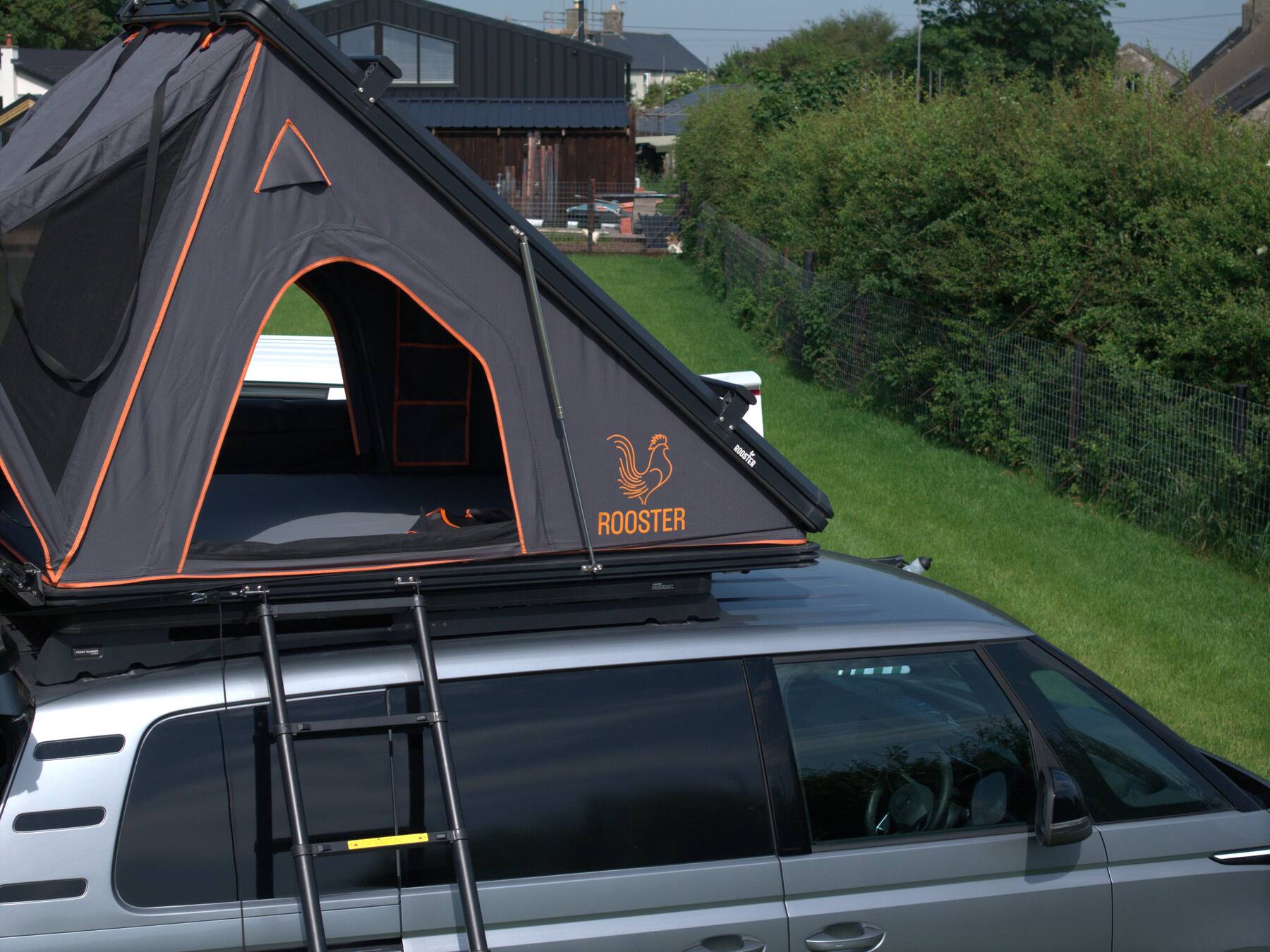 Rooftop tent product photography